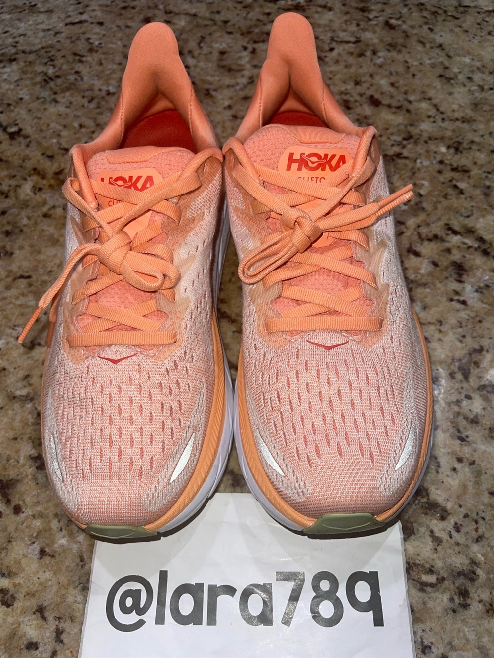 HOKA Clifton 8
